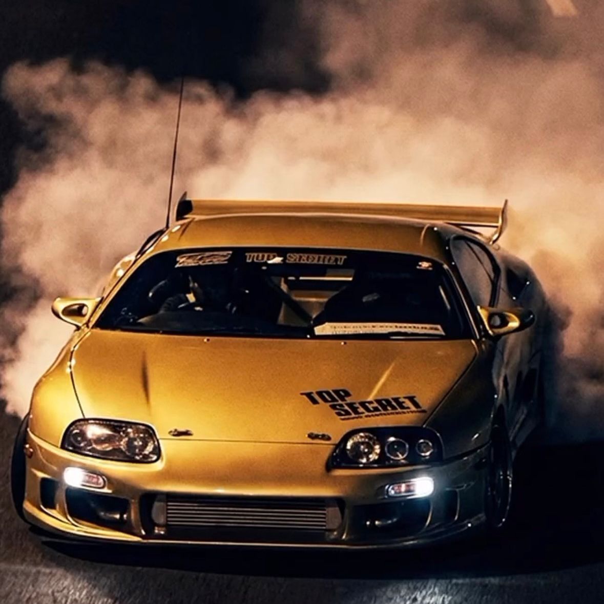 We want to collect real-life stories related to automobiles.